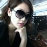 free modern picture background frame with description slot Kim Kyung-tae menikmati masa kejayaannya lagi